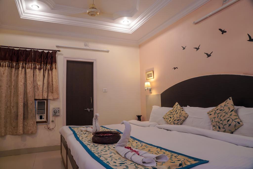 Hotel Laxmi Palace Udaipur Extérieur photo